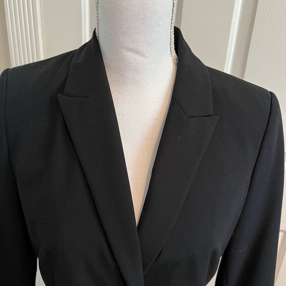 🔥🔥Calvin Klein Womens Black Blazer Size 4 One Button Career Jacket Pockets - Picture 3 of 5
